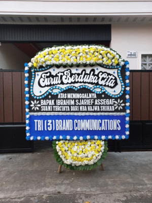 Papan Bunga Duka di Bukit Sangkal